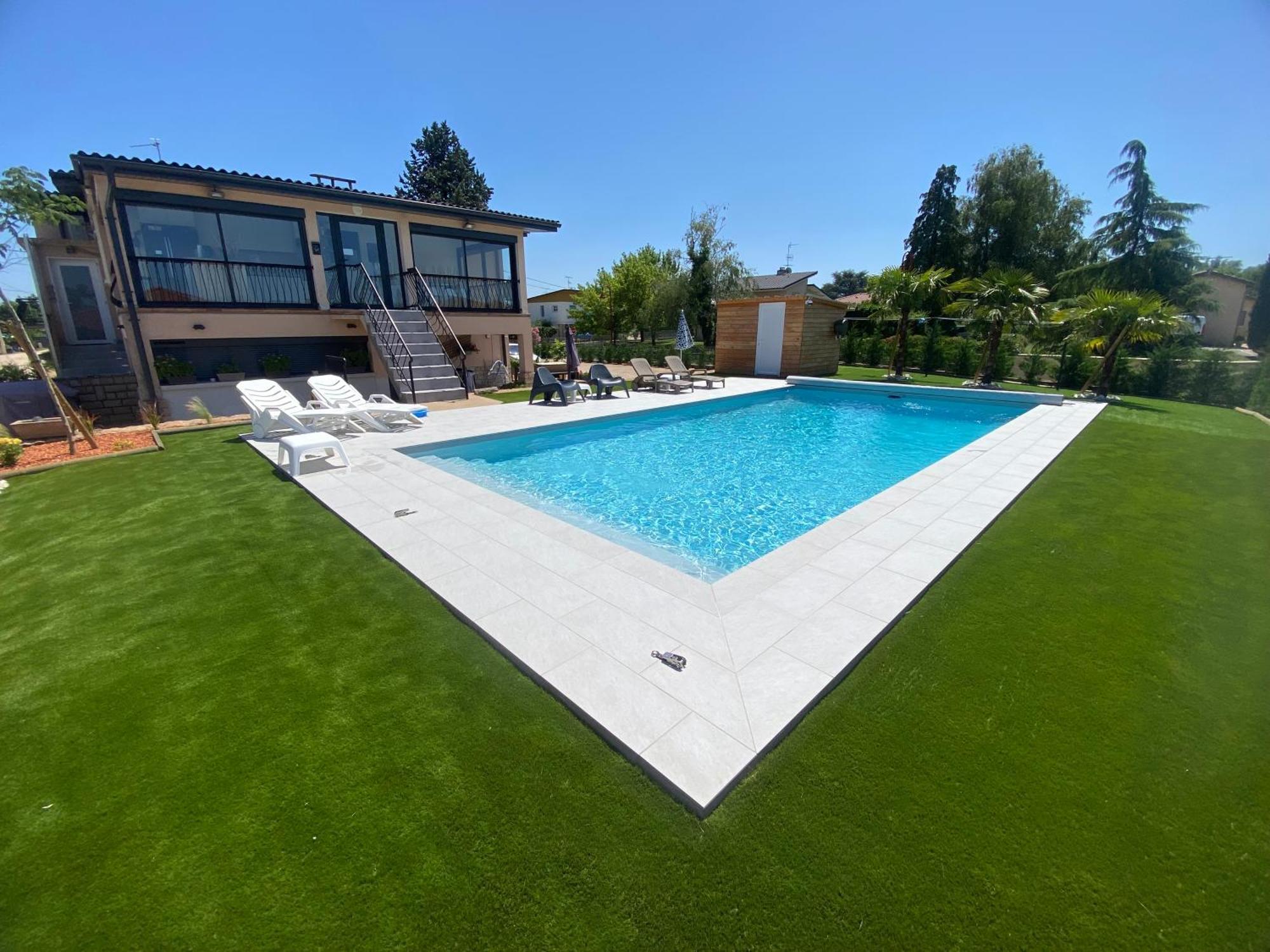Chambre Dans Logement Partage Chez L Habitant Avec Piscine De 1 A 3 Chambres Grieges Экстерьер фото